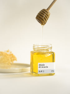 Acacia's honey